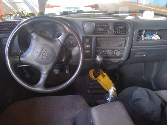 CHEVROLET BLAZER 2.8 DTI 4X2 12V TURBO INTERCOOLER DIESEL 4P MANUAL CHEVROLET BLAZER 2.8 DTI 4X2 12V TURBO INTERCOOLER DIESEL 4P MANUAL